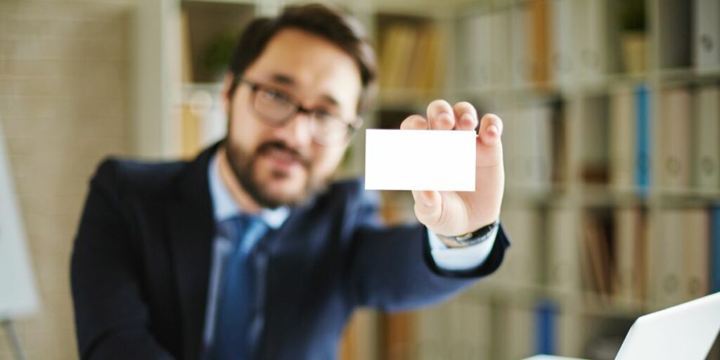 nom sur une carte de visite